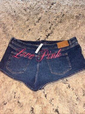 NEW SOLDOUT VS PINK SHORTS SIZE 20